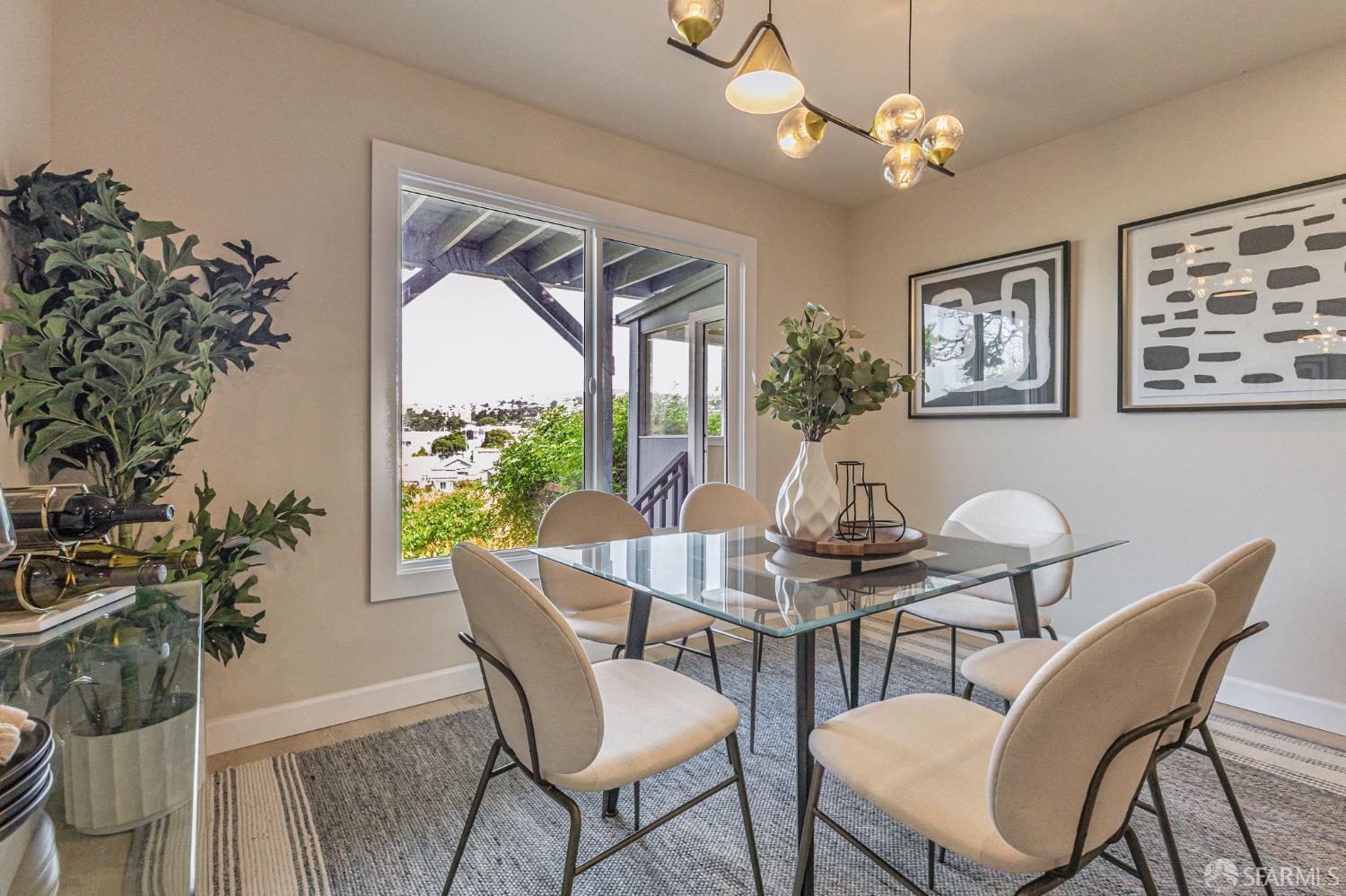 Detail Gallery Image 12 of 41 For 714 London St, San Francisco,  CA 94112 - 3 Beds | 3/1 Baths