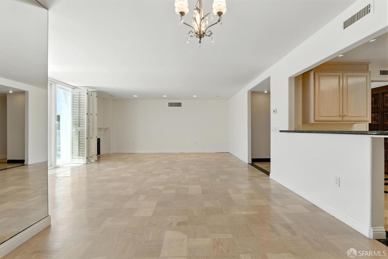 Detail Gallery Image 29 of 57 For 110 Park Rd #604,  Burlingame,  CA 94010 - 2 Beds | 2 Baths