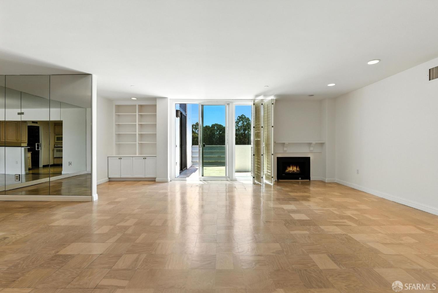 Detail Gallery Image 26 of 57 For 110 Park Rd #604,  Burlingame,  CA 94010 - 2 Beds | 2 Baths