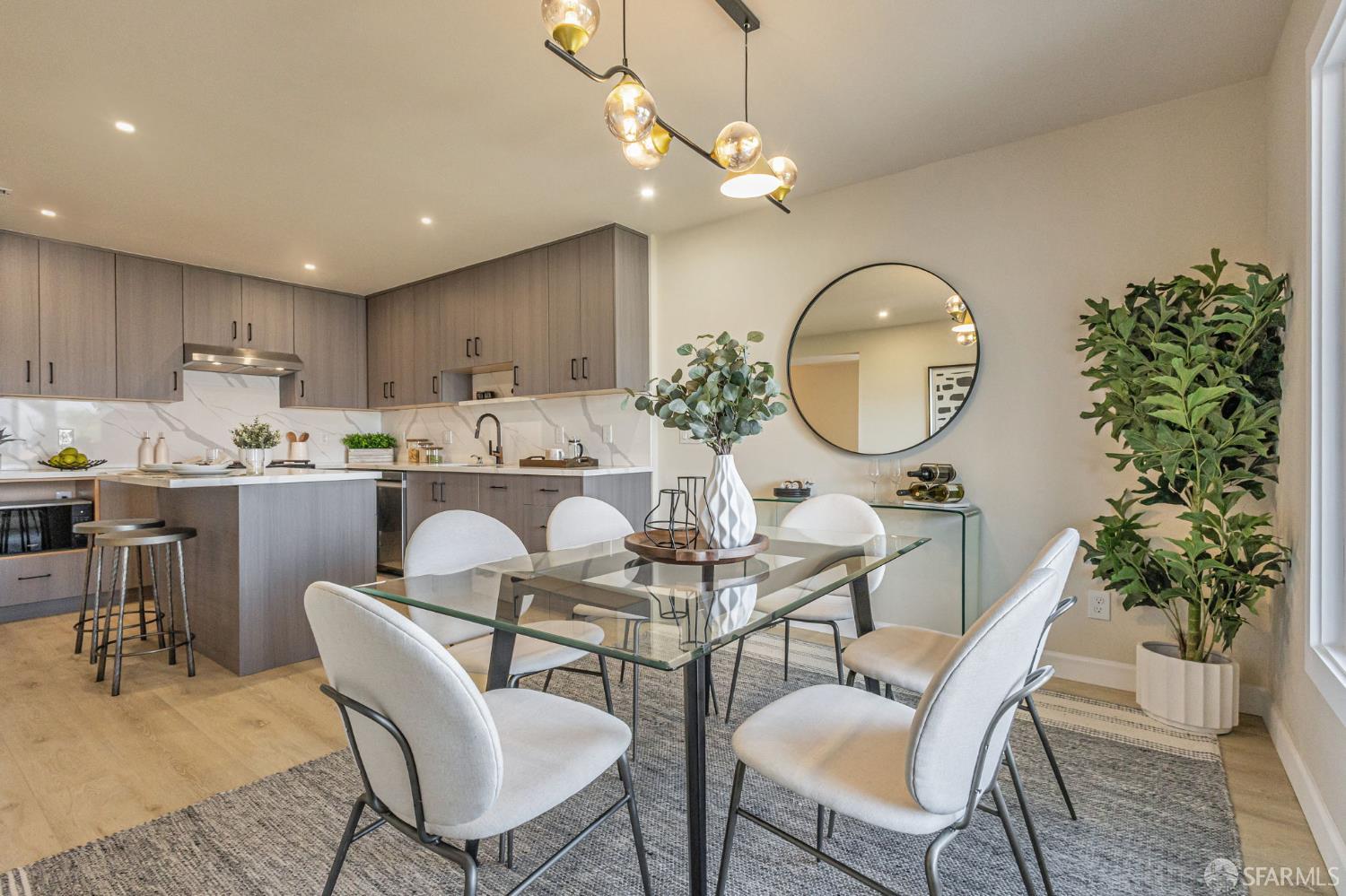 Detail Gallery Image 14 of 41 For 714 London St, San Francisco,  CA 94112 - 3 Beds | 3/1 Baths