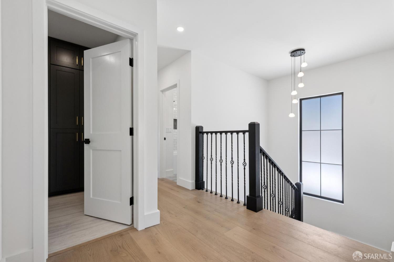 Detail Gallery Image 40 of 64 For 150 Clark Dr, San Mateo,  CA 94402 - 5 Beds | 4 Baths