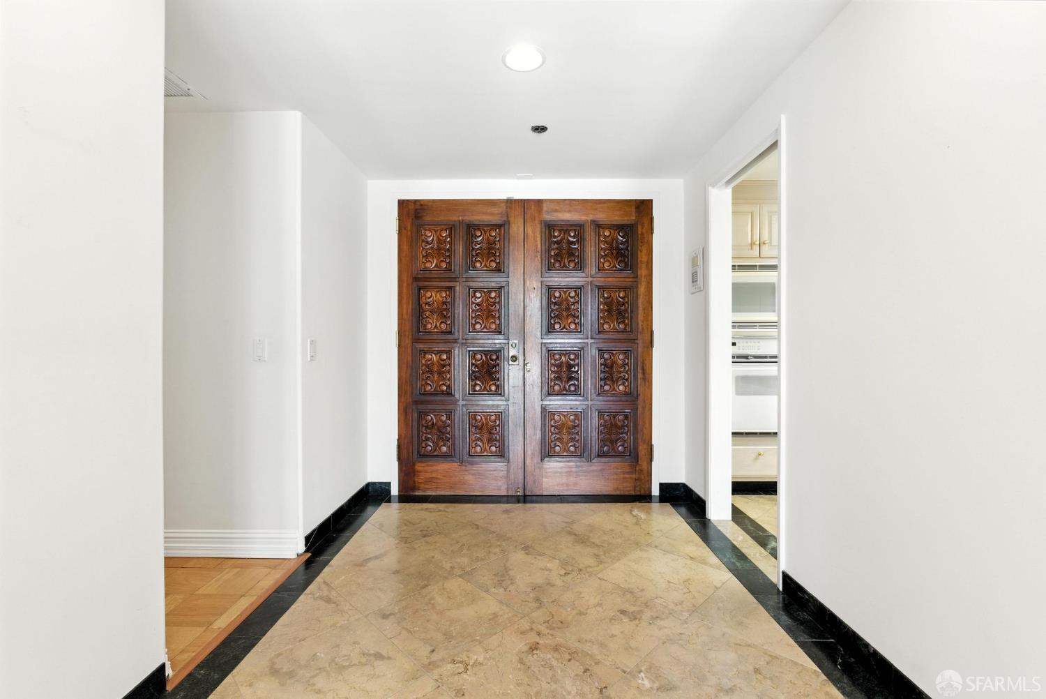 Detail Gallery Image 16 of 57 For 110 Park Rd #604,  Burlingame,  CA 94010 - 2 Beds | 2 Baths