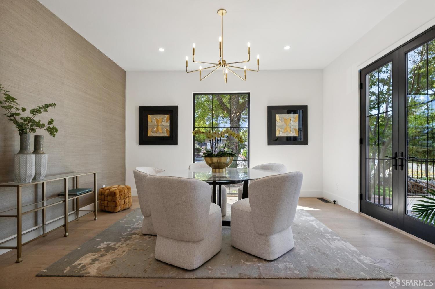 Detail Gallery Image 16 of 64 For 150 Clark Dr, San Mateo,  CA 94402 - 5 Beds | 4 Baths