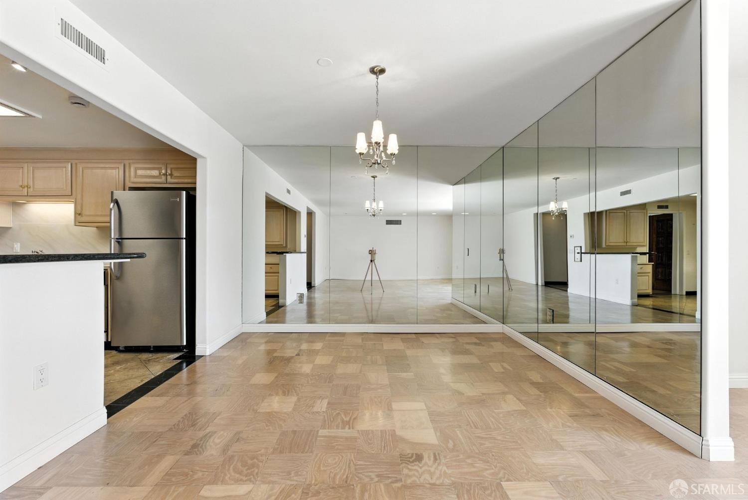 Detail Gallery Image 32 of 57 For 110 Park Rd #604,  Burlingame,  CA 94010 - 2 Beds | 2 Baths