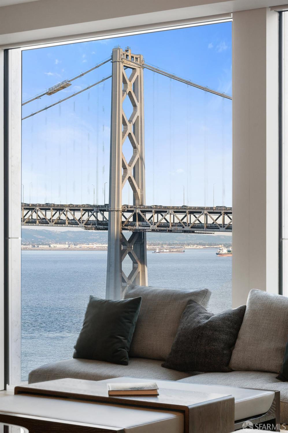 Detail Gallery Image 5 of 62 For 1 Steuart Ln #1502,  San Francisco,  CA 94105 - 2 Beds | 2/1 Baths