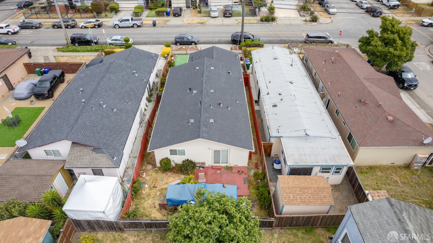 Detail Gallery Image 15 of 22 For 2618 Virginia Ave, Richmond,  CA 94804 - 4 Beds | 2 Baths