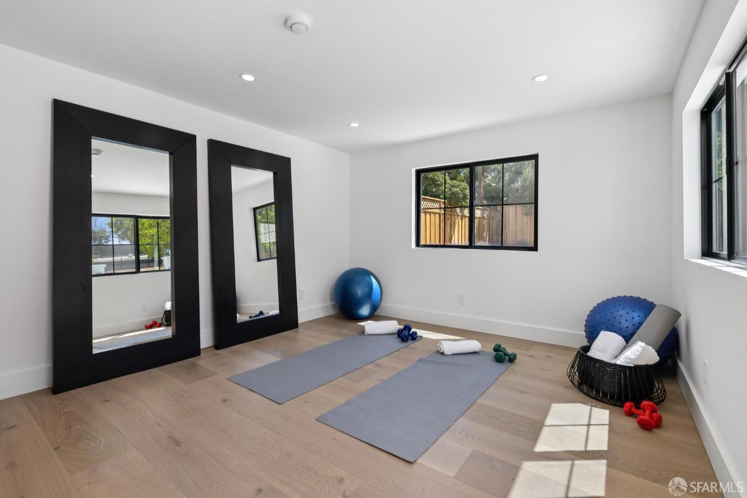 Detail Gallery Image 55 of 64 For 150 Clark Dr, San Mateo,  CA 94402 - 5 Beds | 4 Baths