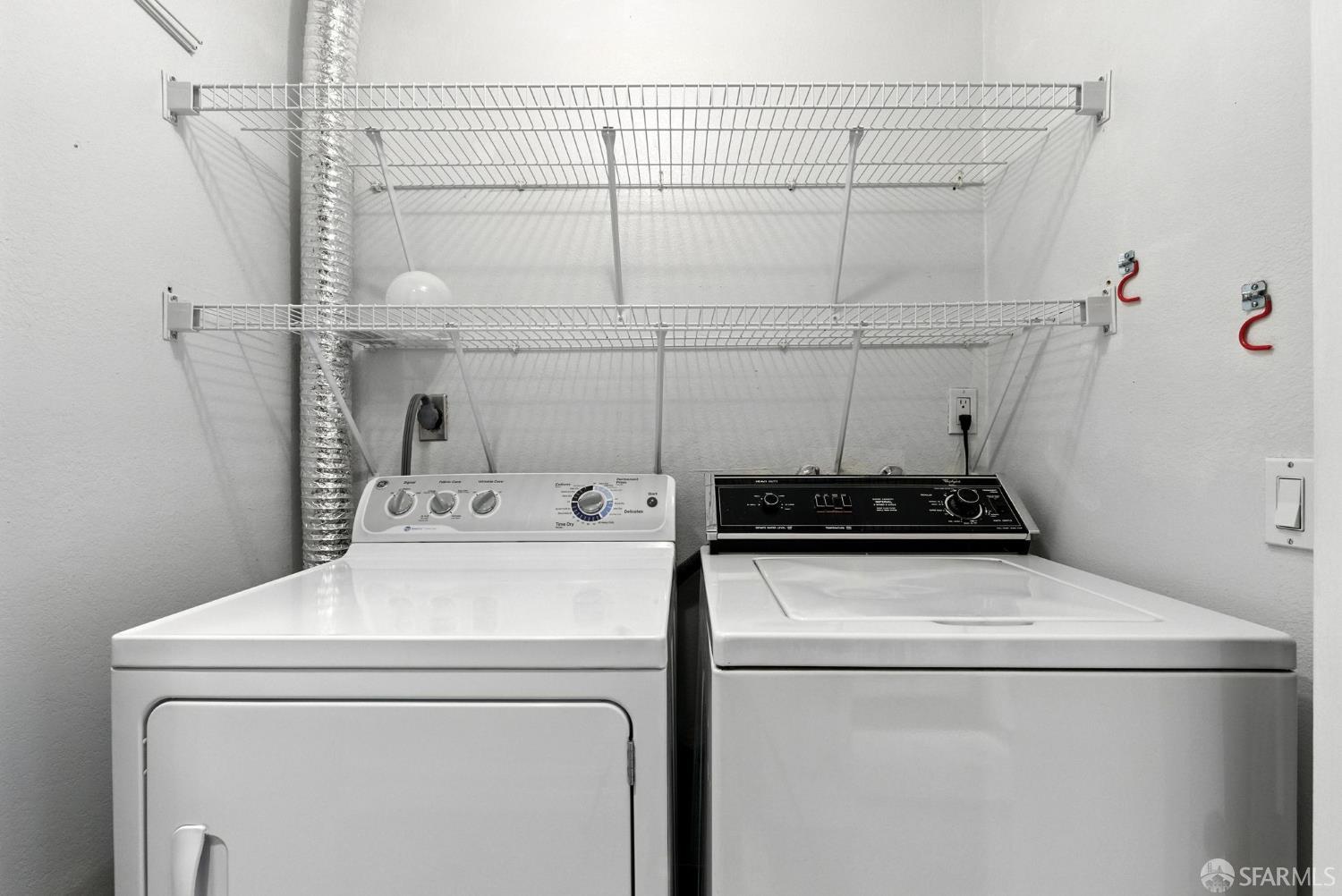 Detail Gallery Image 7 of 57 For 110 Park Rd #604,  Burlingame,  CA 94010 - 2 Beds | 2 Baths