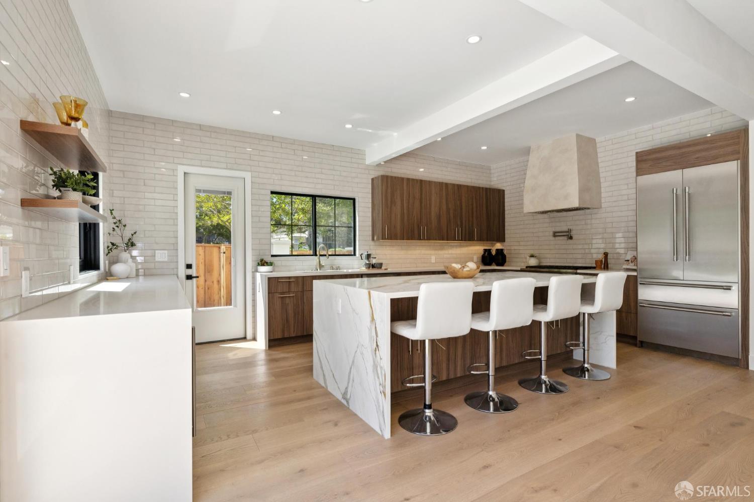 Detail Gallery Image 34 of 64 For 150 Clark Dr, San Mateo,  CA 94402 - 5 Beds | 4 Baths