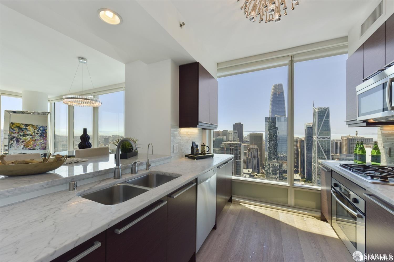 Detail Gallery Image 7 of 23 For 425 1st St #4700,  San Francisco,  CA 94105 - 2 Beds | 2 Baths