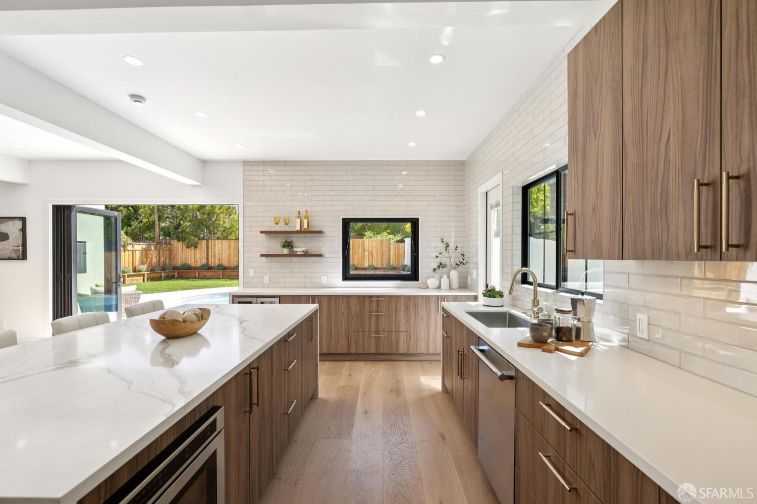 Detail Gallery Image 32 of 64 For 150 Clark Dr, San Mateo,  CA 94402 - 5 Beds | 4 Baths