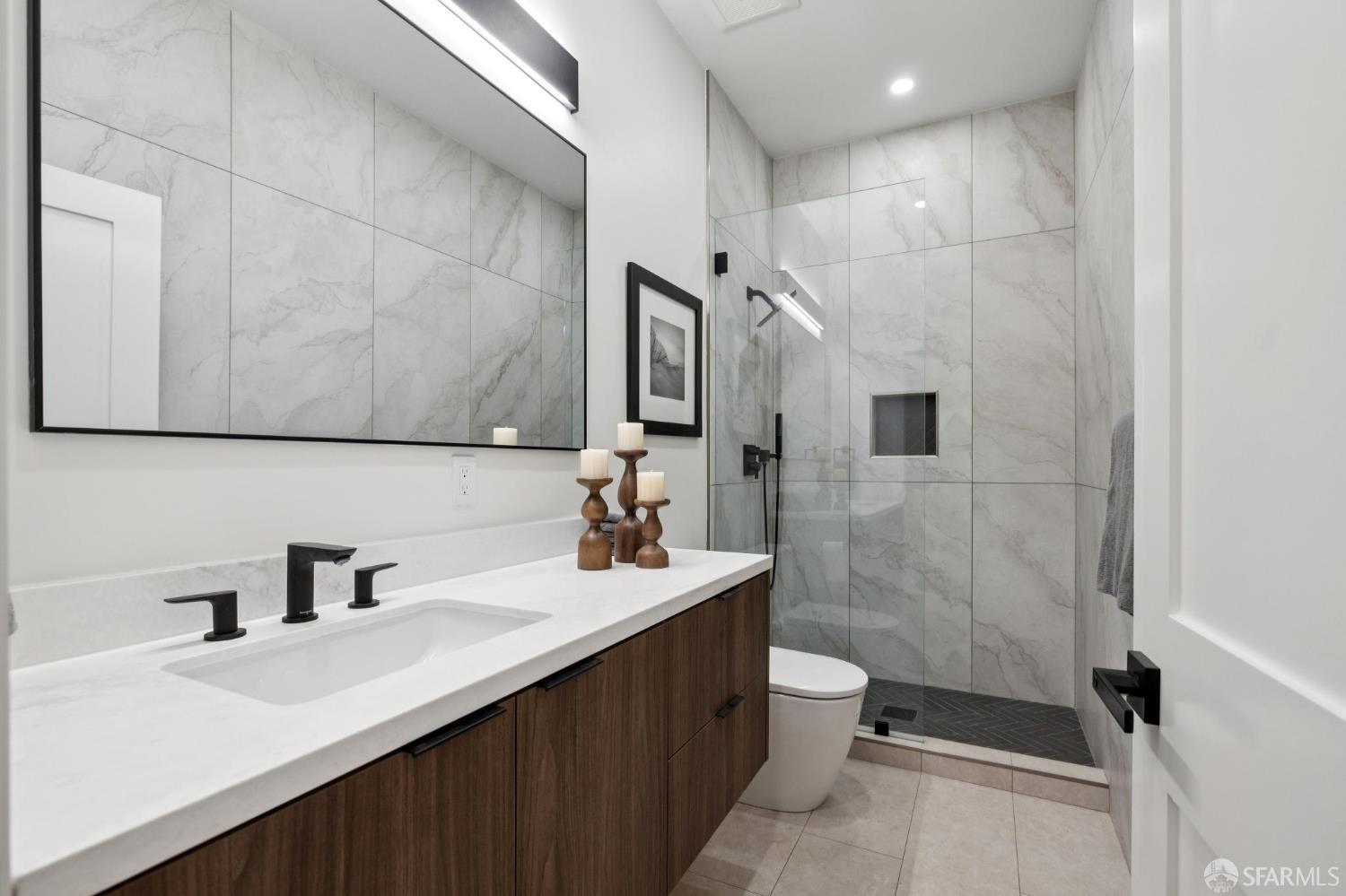 Detail Gallery Image 20 of 64 For 150 Clark Dr, San Mateo,  CA 94402 - 5 Beds | 4 Baths
