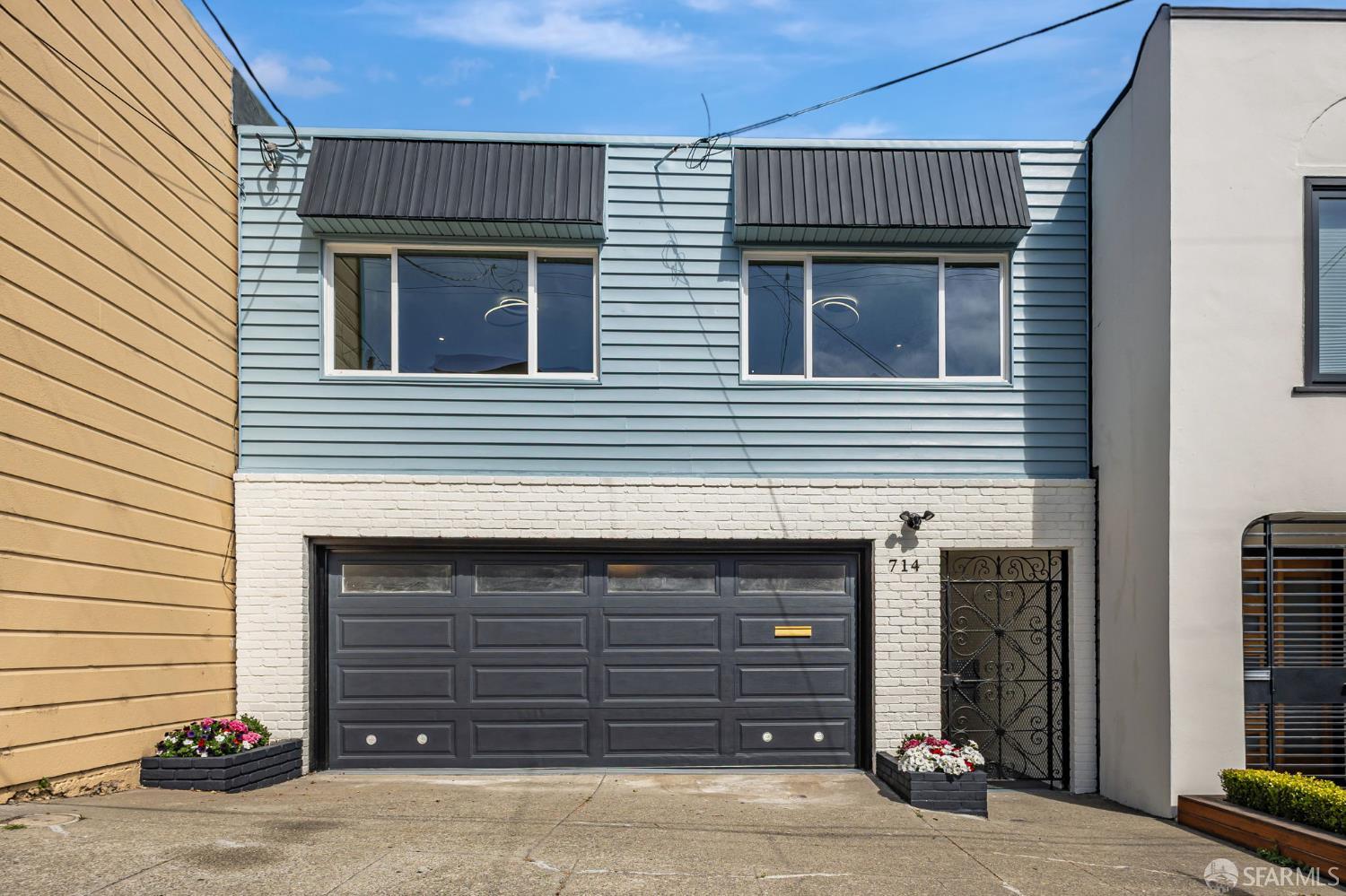 Detail Gallery Image 2 of 41 For 714 London St, San Francisco,  CA 94112 - 3 Beds | 3/1 Baths