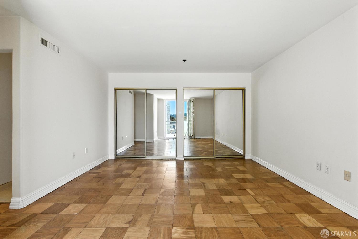 Detail Gallery Image 34 of 57 For 110 Park Rd #604,  Burlingame,  CA 94010 - 2 Beds | 2 Baths