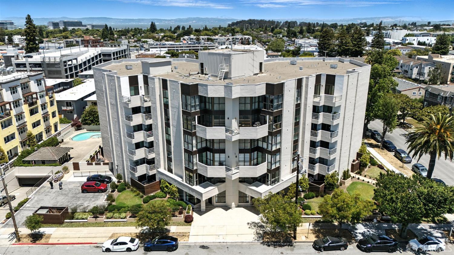 Detail Gallery Image 46 of 57 For 110 Park Rd #604,  Burlingame,  CA 94010 - 2 Beds | 2 Baths