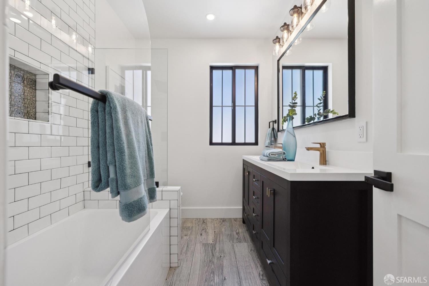 Detail Gallery Image 52 of 64 For 150 Clark Dr, San Mateo,  CA 94402 - 5 Beds | 4 Baths