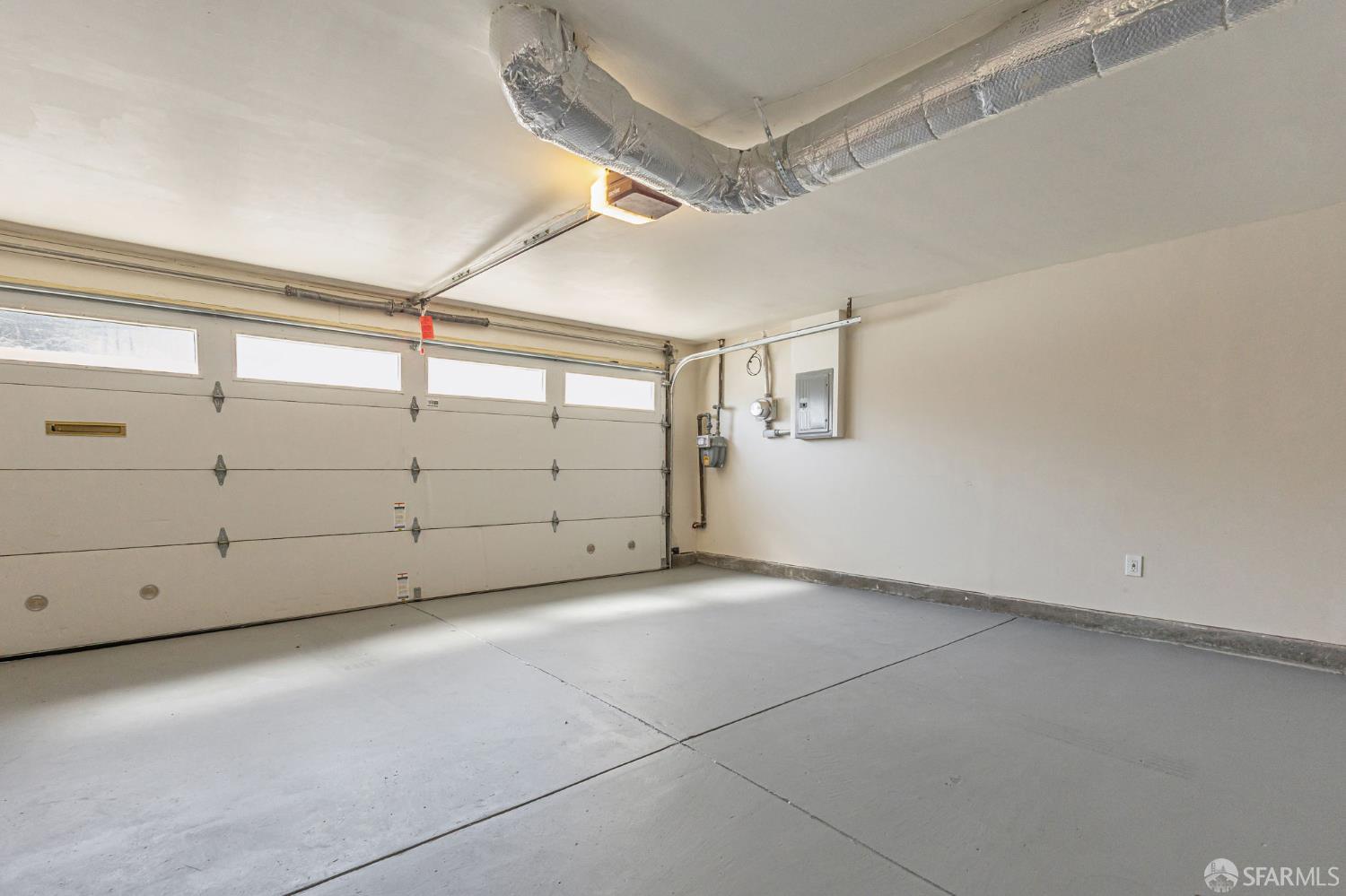Detail Gallery Image 35 of 41 For 714 London St, San Francisco,  CA 94112 - 3 Beds | 3/1 Baths