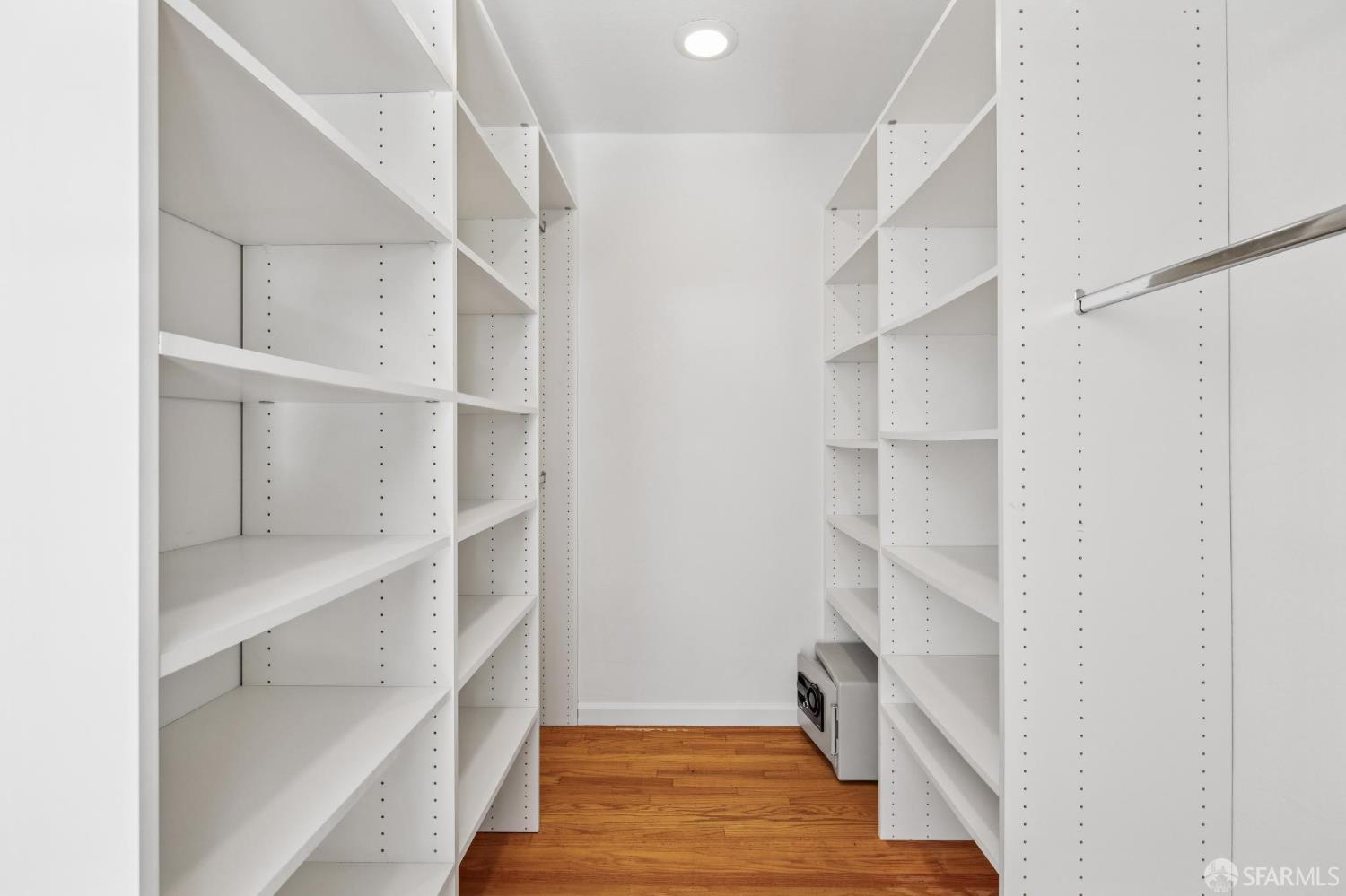 Detail Gallery Image 33 of 67 For 480 Sherwood Way, Menlo Park,  CA 94025 - 3 Beds | 2 Baths