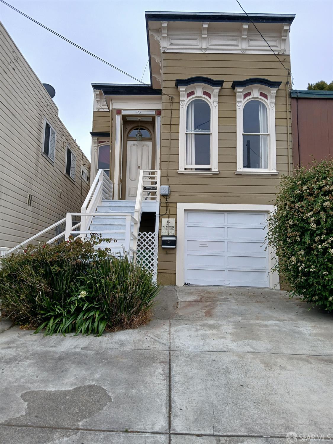 Detail Gallery Image 10 of 32 For 2027 Quesada Ave, San Francisco,  CA 94124 - 3 Beds | 2 Baths
