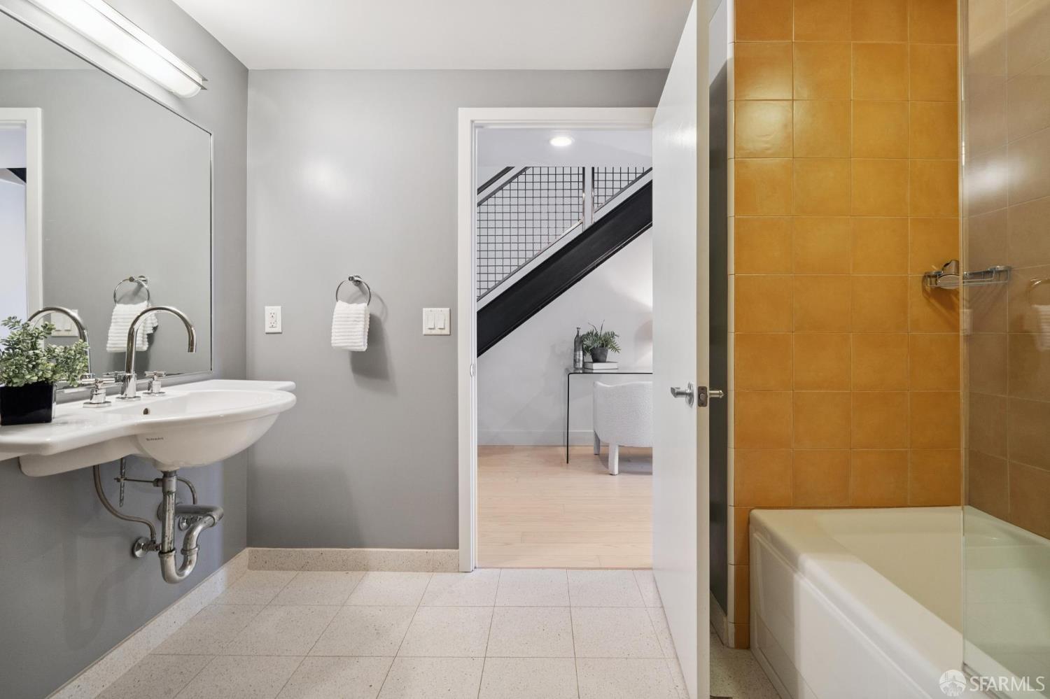 Detail Gallery Image 18 of 38 For 1221 Harrison St #1,  San Francisco,  CA 94103 - 1 Beds | 2 Baths