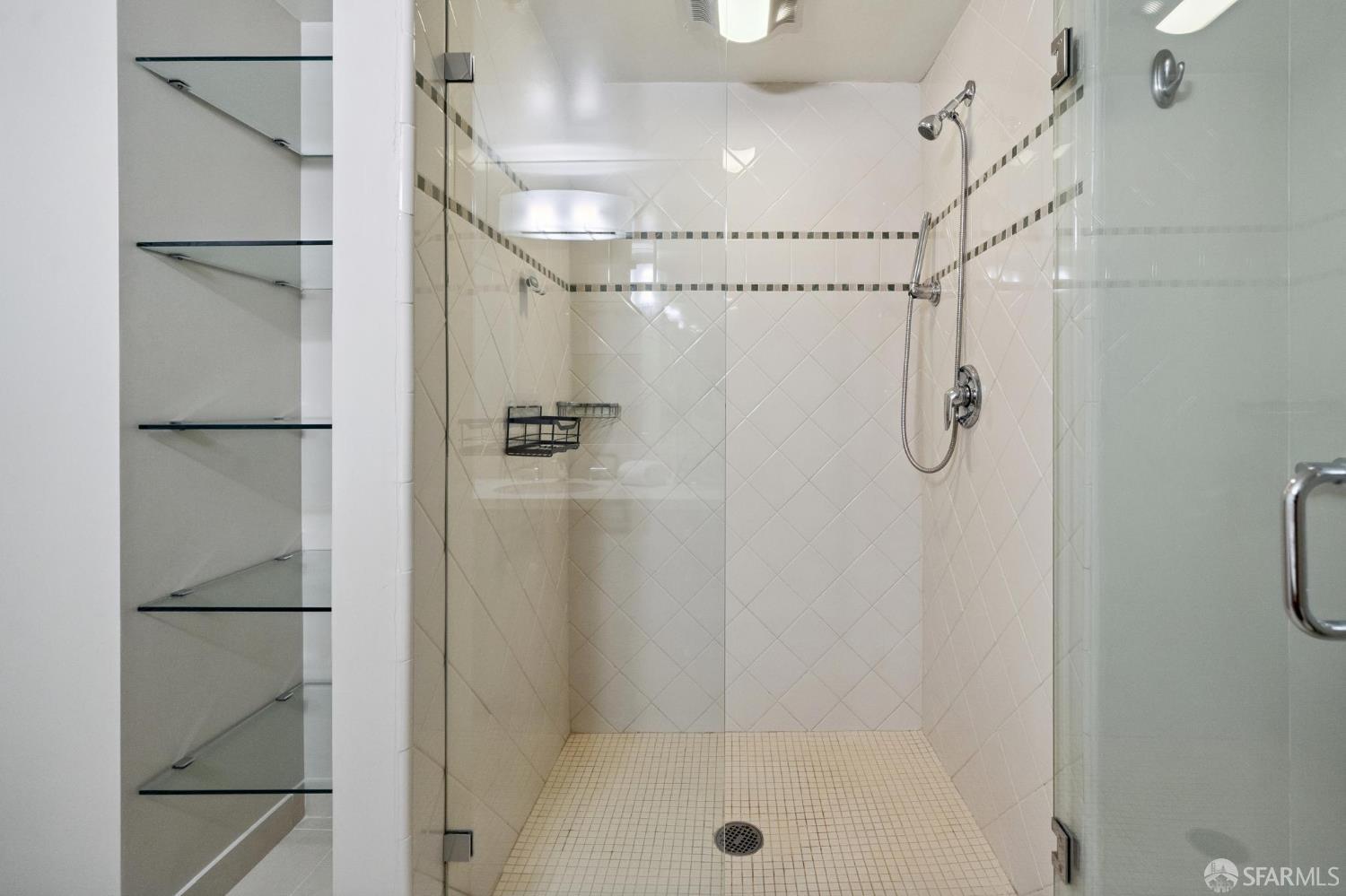Detail Gallery Image 28 of 38 For 1221 Harrison St #1,  San Francisco,  CA 94103 - 1 Beds | 2 Baths