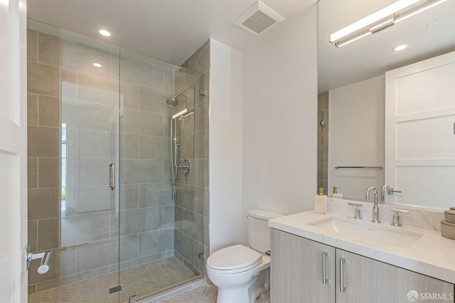 Detail Gallery Image 23 of 43 For 425 First St #24,  Los Altos,  CA 94022 - 2 Beds | 2/1 Baths
