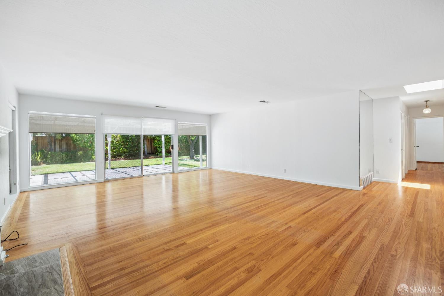 Detail Gallery Image 15 of 67 For 480 Sherwood Way, Menlo Park,  CA 94025 - 3 Beds | 2 Baths