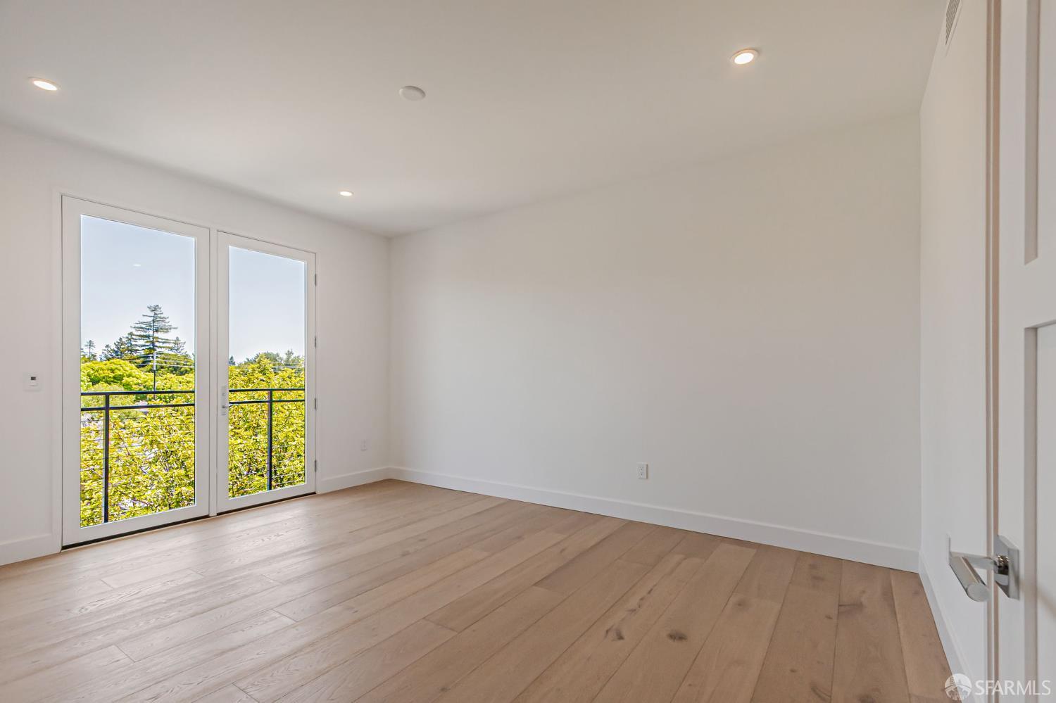 Detail Gallery Image 16 of 42 For 425 First St #36,  Los Altos,  CA 94022 - 1 Beds | 1/1 Baths