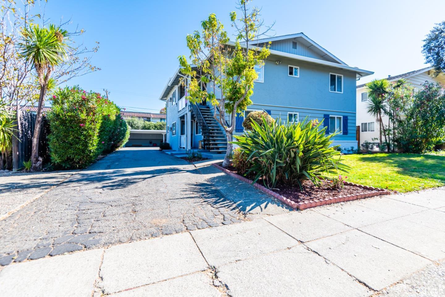 Detail Gallery Image 1 of 8 For 990 Helen Ave, Sunnyvale,  CA 94086 - 2 Beds | 1 Baths