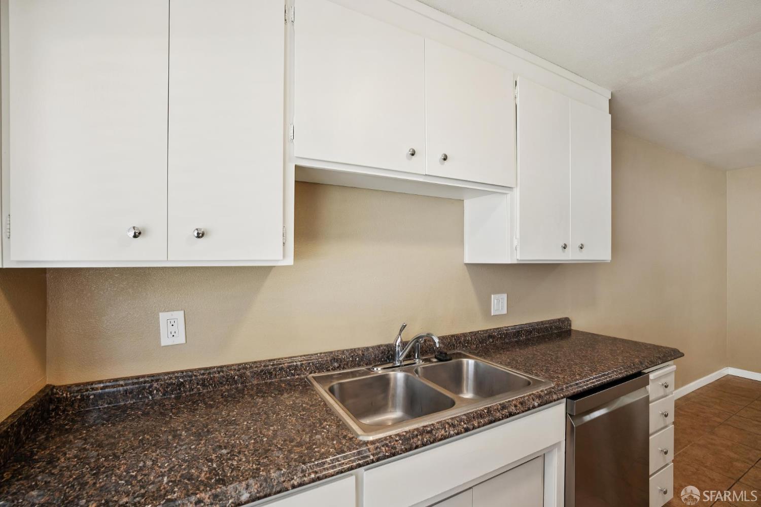 Detail Gallery Image 20 of 28 For 752 Alvarado Dr, Salinas,  CA 93907 - 3 Beds | 2 Baths
