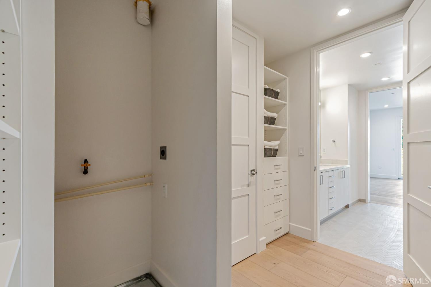Detail Gallery Image 23 of 42 For 425 First St #36,  Los Altos,  CA 94022 - 1 Beds | 1/1 Baths
