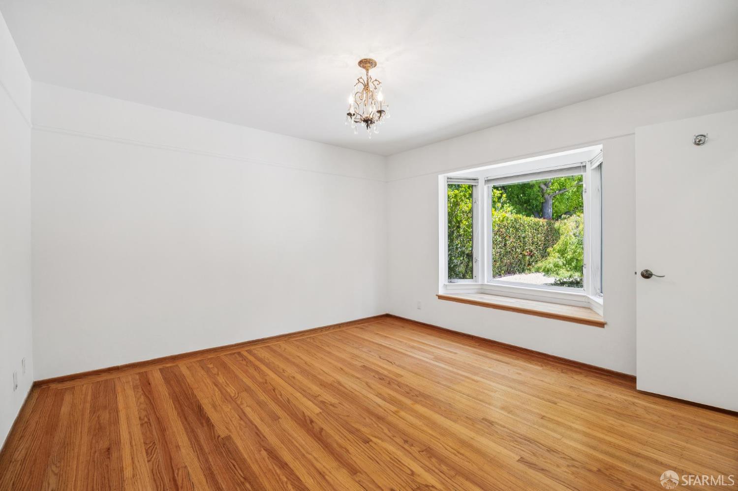 Detail Gallery Image 34 of 67 For 480 Sherwood Way, Menlo Park,  CA 94025 - 3 Beds | 2 Baths