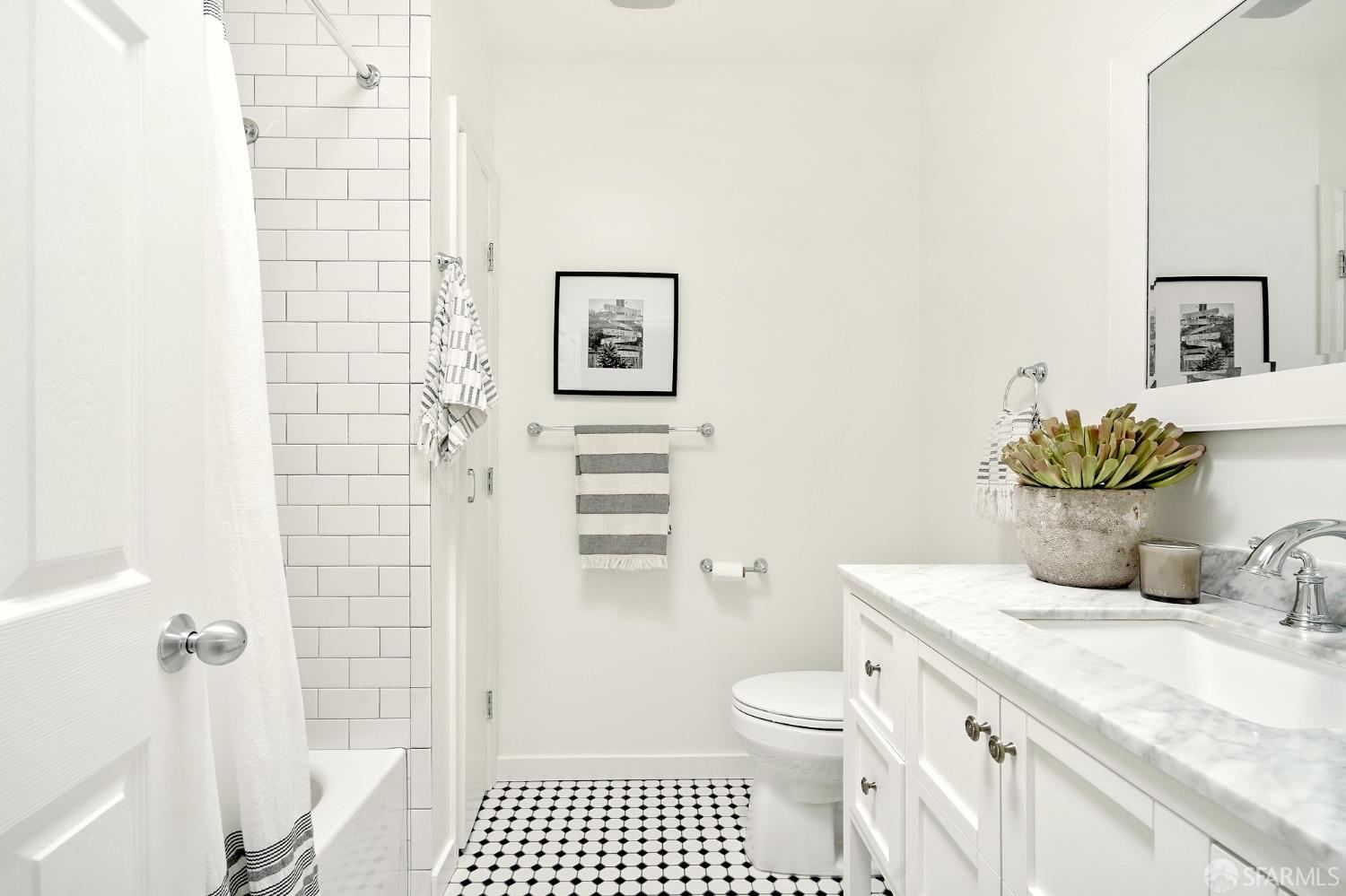 Detail Gallery Image 21 of 44 For 1643 43rd Ave, San Francisco,  CA 94122 - 3 Beds | 2 Baths