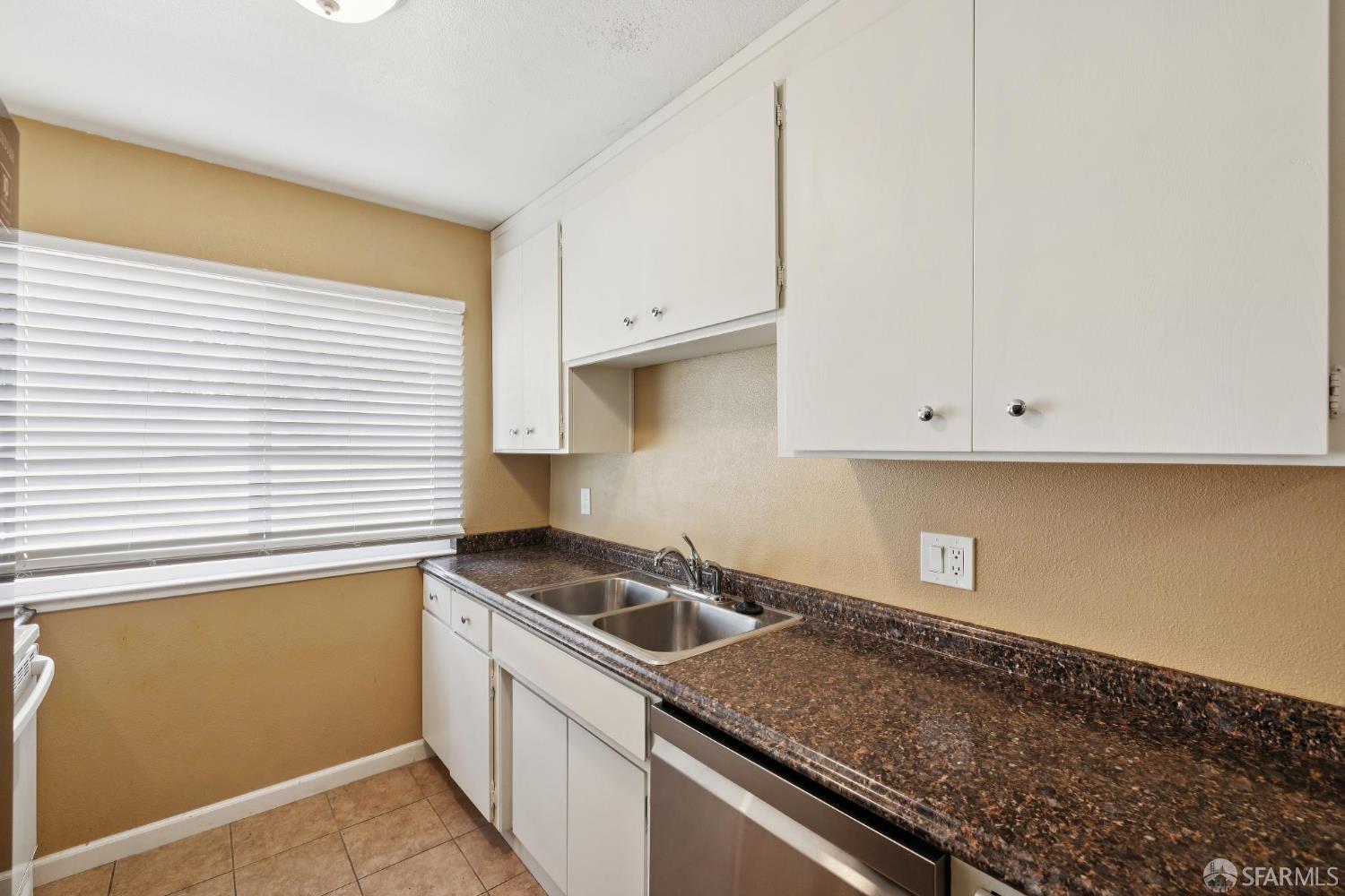 Detail Gallery Image 19 of 28 For 752 Alvarado Dr, Salinas,  CA 93907 - 3 Beds | 2 Baths
