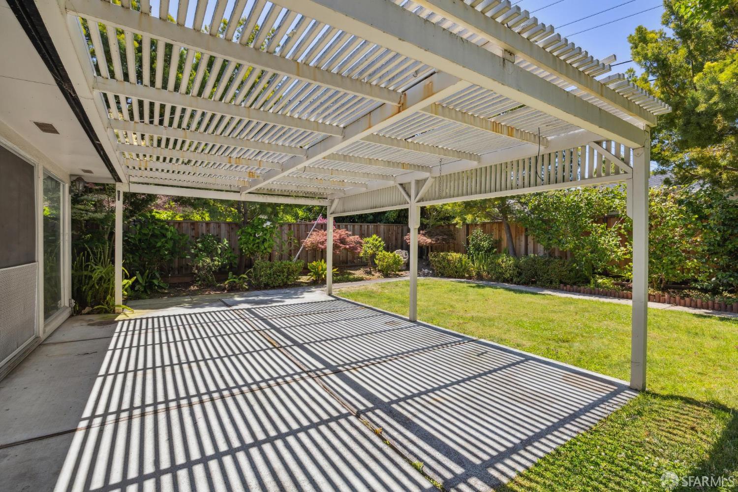 Detail Gallery Image 53 of 67 For 480 Sherwood Way, Menlo Park,  CA 94025 - 3 Beds | 2 Baths