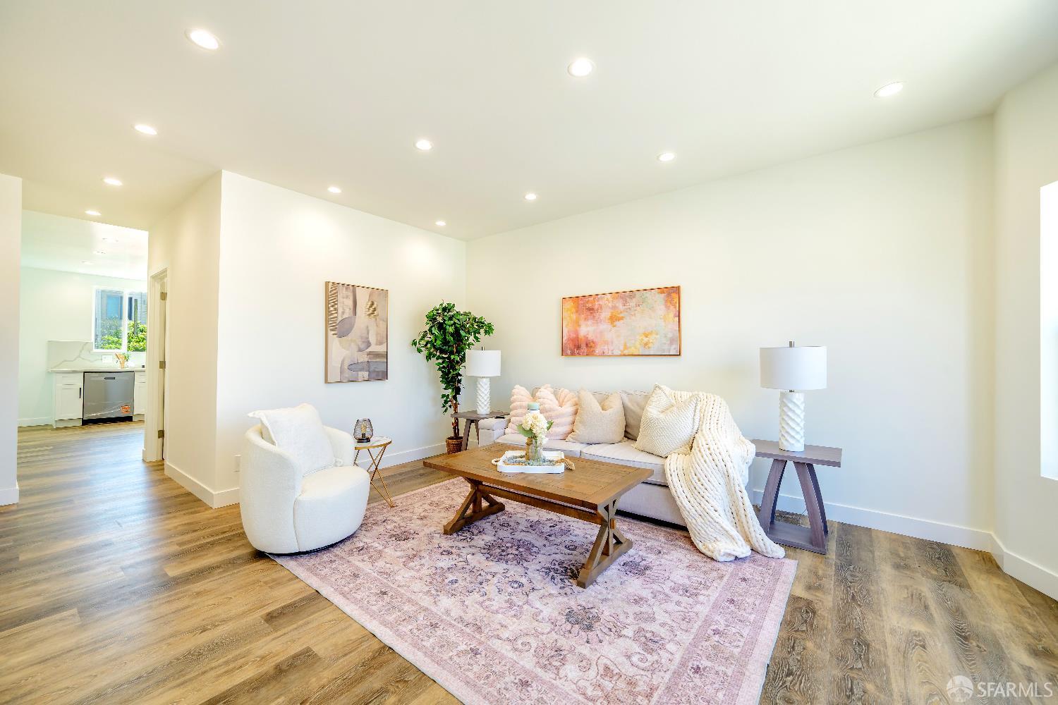 Detail Gallery Image 2 of 49 For 161 Laura St, San Francisco,  CA 94112 - 3 Beds | 3 Baths