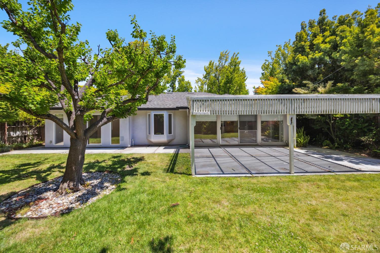 Detail Gallery Image 56 of 67 For 480 Sherwood Way, Menlo Park,  CA 94025 - 3 Beds | 2 Baths