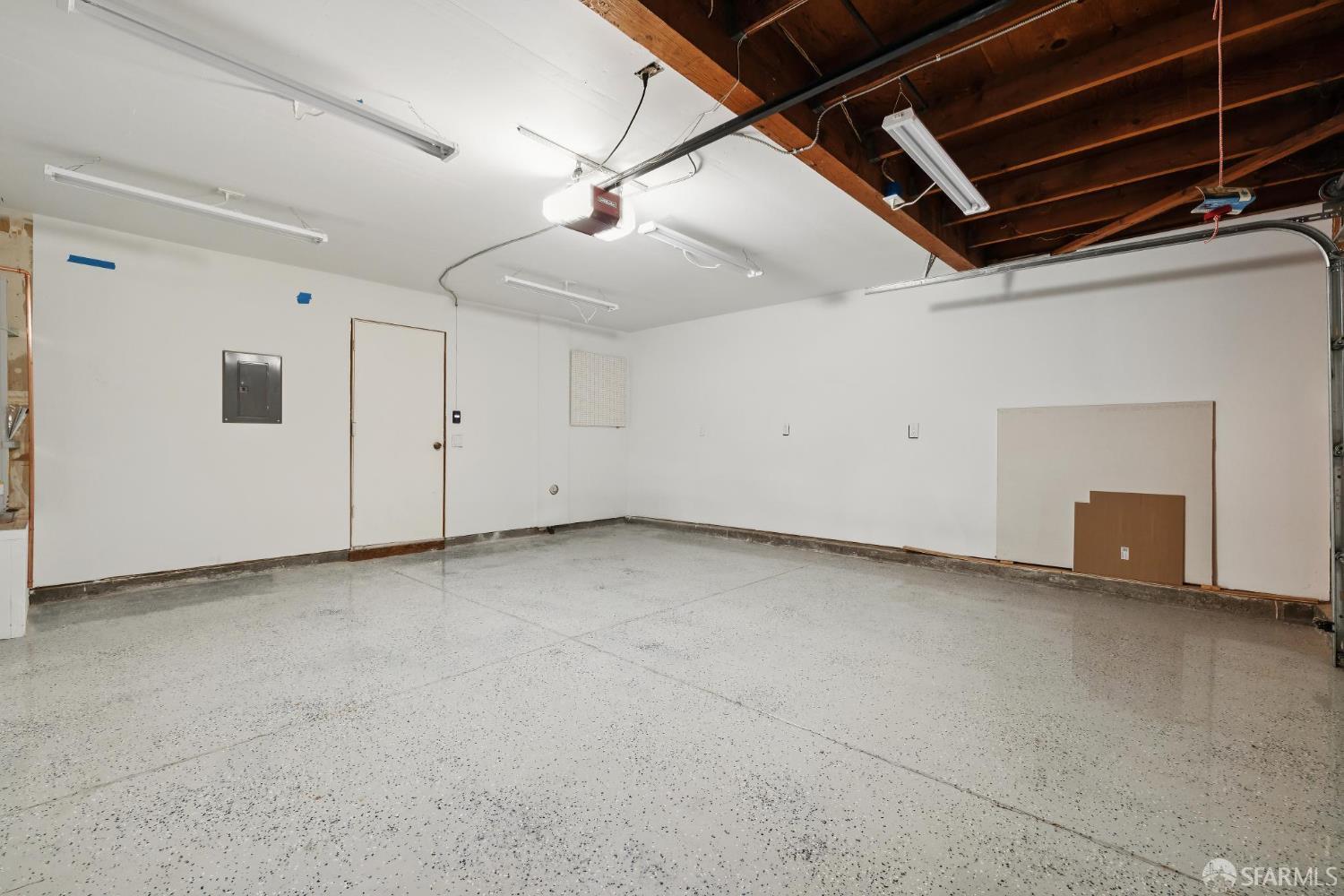Detail Gallery Image 23 of 28 For 752 Alvarado Dr, Salinas,  CA 93907 - 3 Beds | 2 Baths