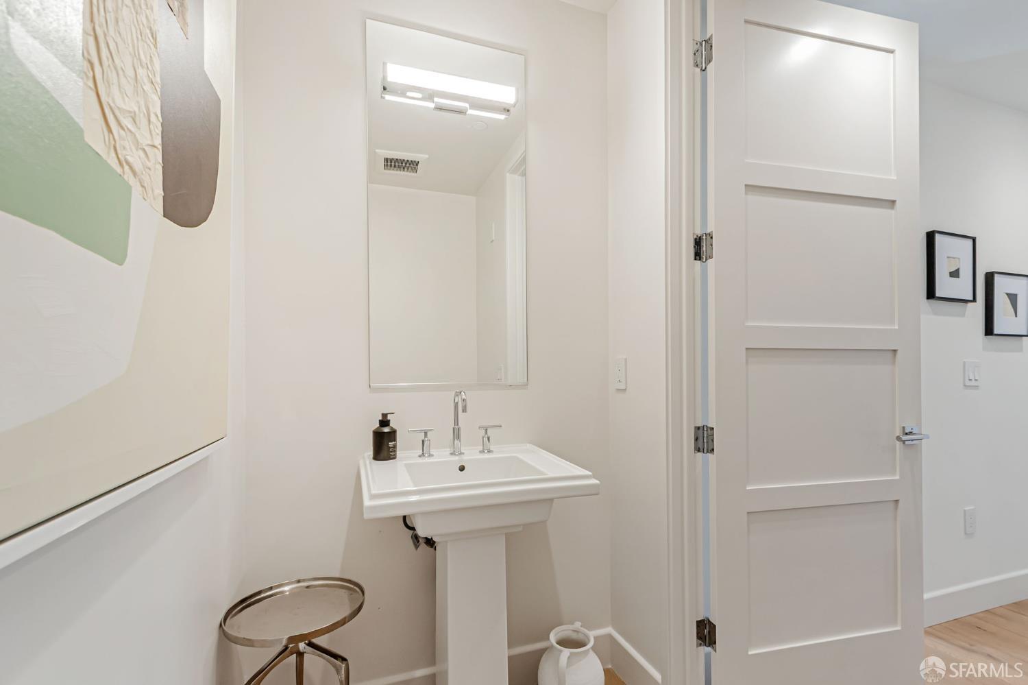 Detail Gallery Image 29 of 42 For 425 First St #36,  Los Altos,  CA 94022 - 1 Beds | 1/1 Baths
