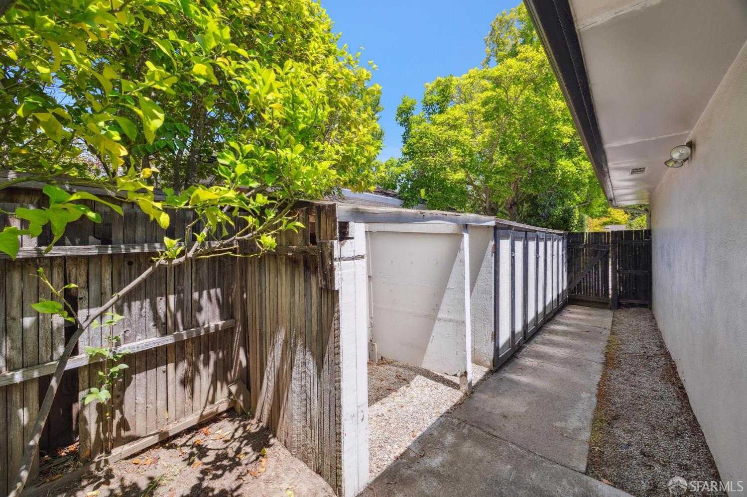 Detail Gallery Image 65 of 67 For 480 Sherwood Way, Menlo Park,  CA 94025 - 3 Beds | 2 Baths