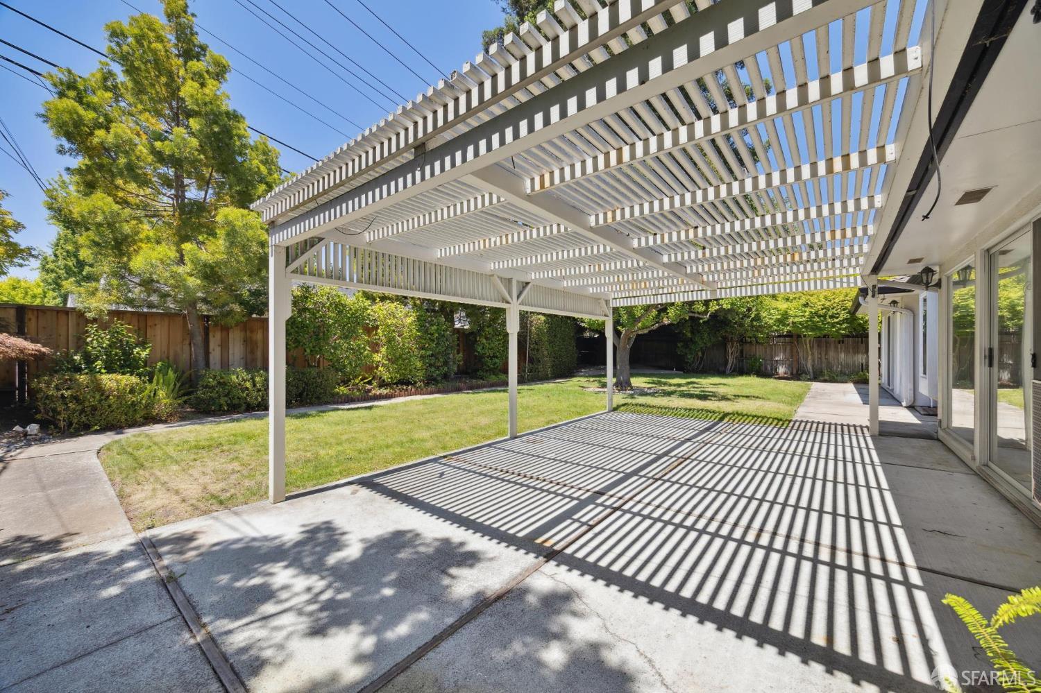 Detail Gallery Image 52 of 67 For 480 Sherwood Way, Menlo Park,  CA 94025 - 3 Beds | 2 Baths