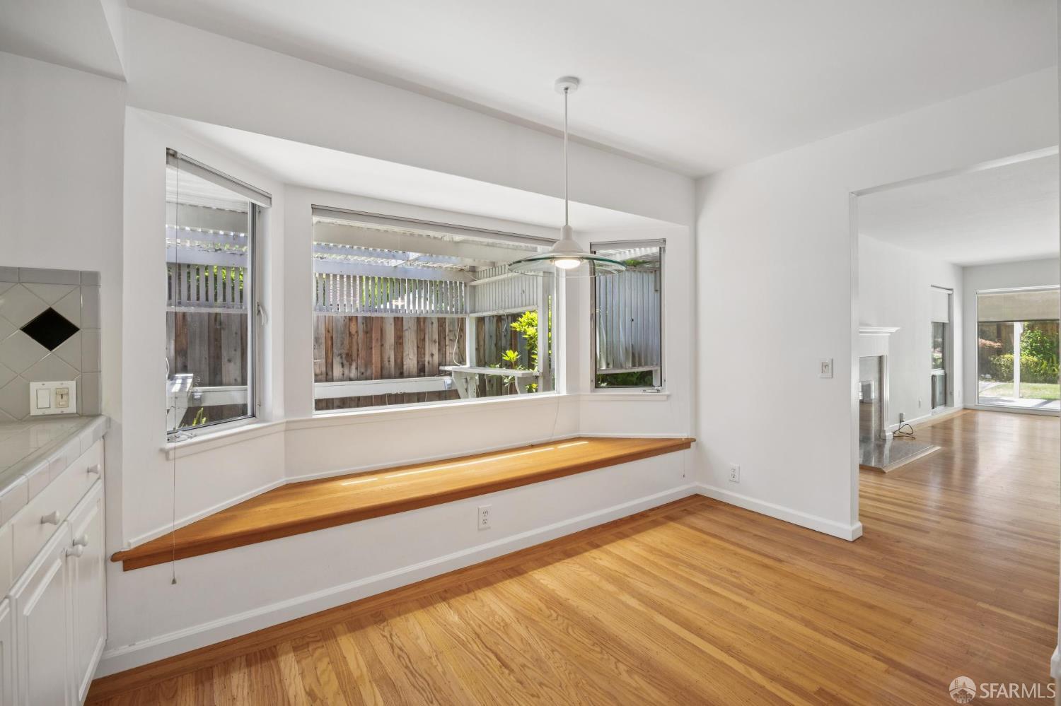 Detail Gallery Image 22 of 67 For 480 Sherwood Way, Menlo Park,  CA 94025 - 3 Beds | 2 Baths