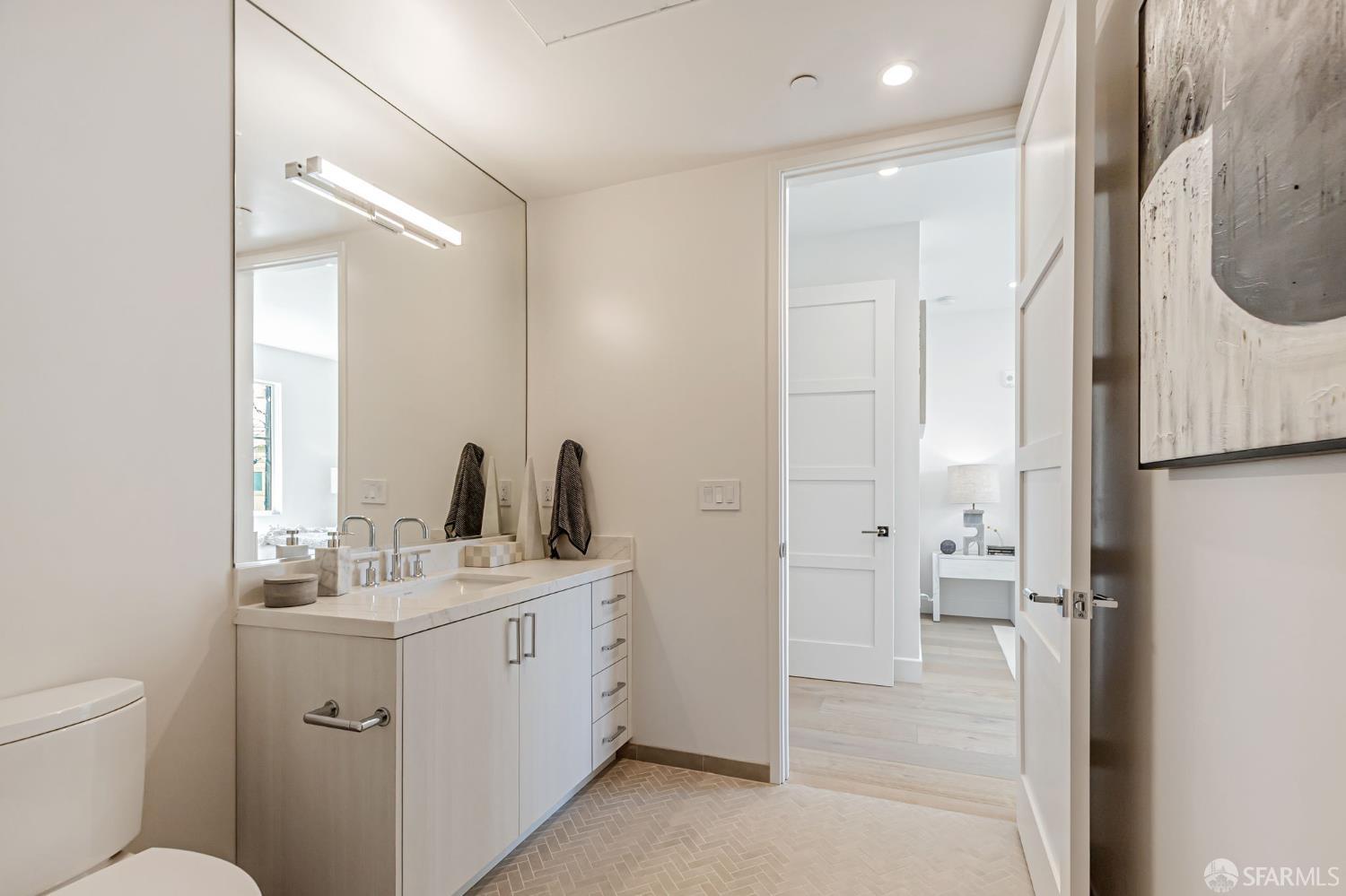 Detail Gallery Image 26 of 43 For 425 First St #24,  Los Altos,  CA 94022 - 2 Beds | 2/1 Baths