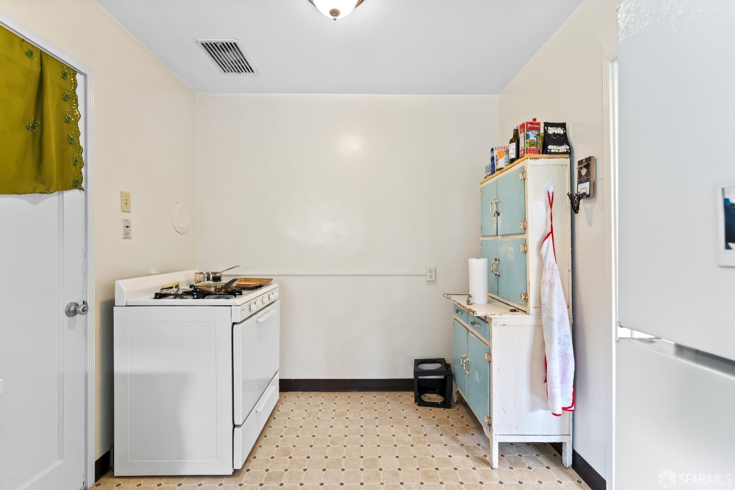 Detail Gallery Image 23 of 37 For 1841 Cedar St, Berkeley,  CA 94703 - – Beds | – Baths