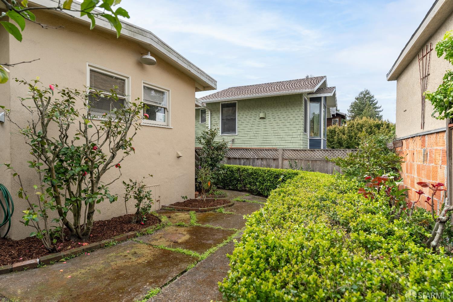 Detail Gallery Image 3 of 37 For 1841 Cedar St, Berkeley,  CA 94703 - – Beds | – Baths