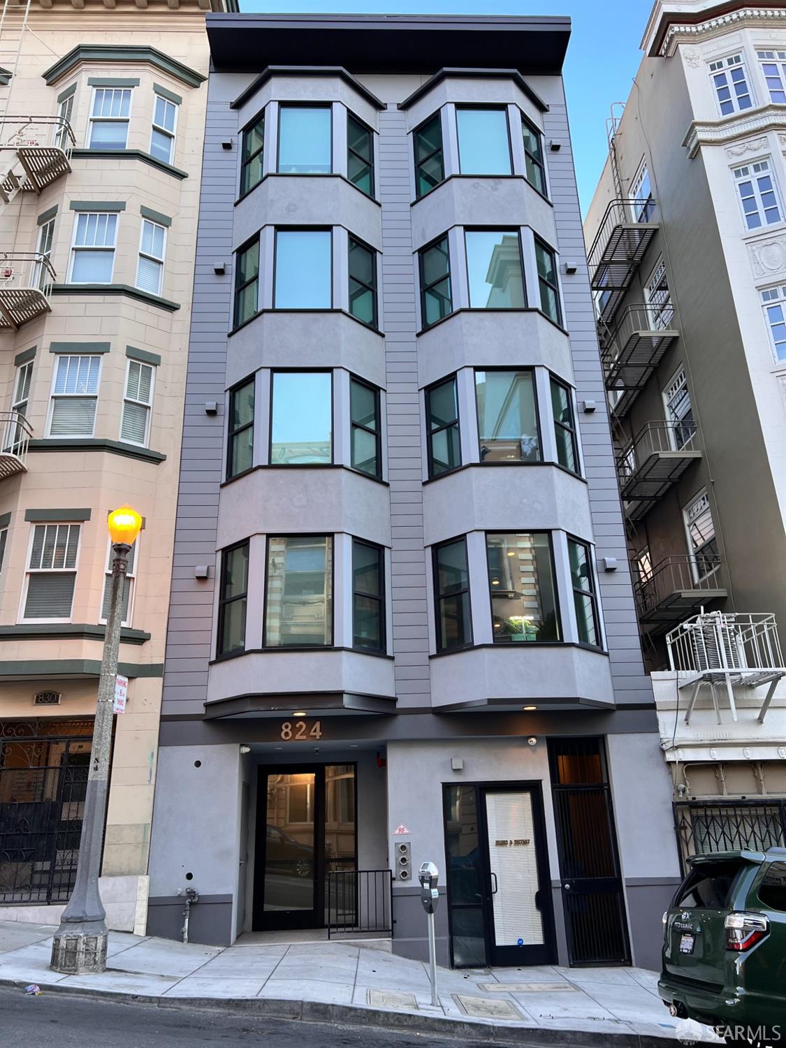 Detail Gallery Image 6 of 21 For 824 Hyde St #301,  San Francisco,  CA 94109 - 1 Beds | 1 Baths