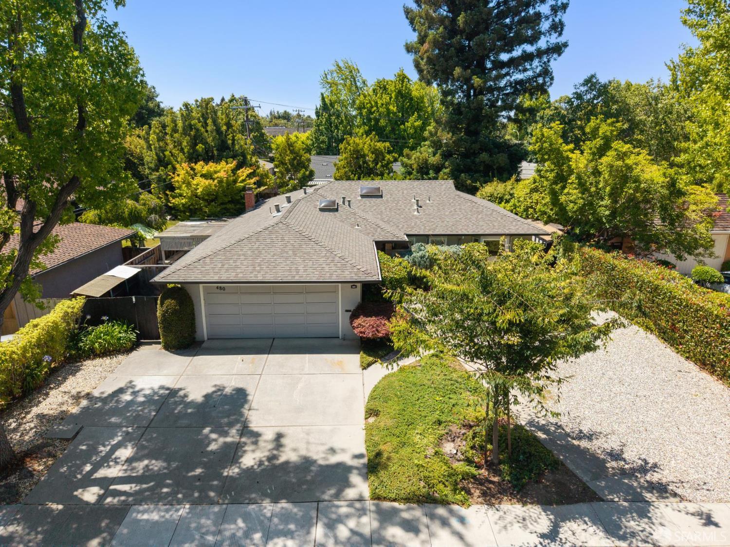 Detail Gallery Image 2 of 67 For 480 Sherwood Way, Menlo Park,  CA 94025 - 3 Beds | 2 Baths