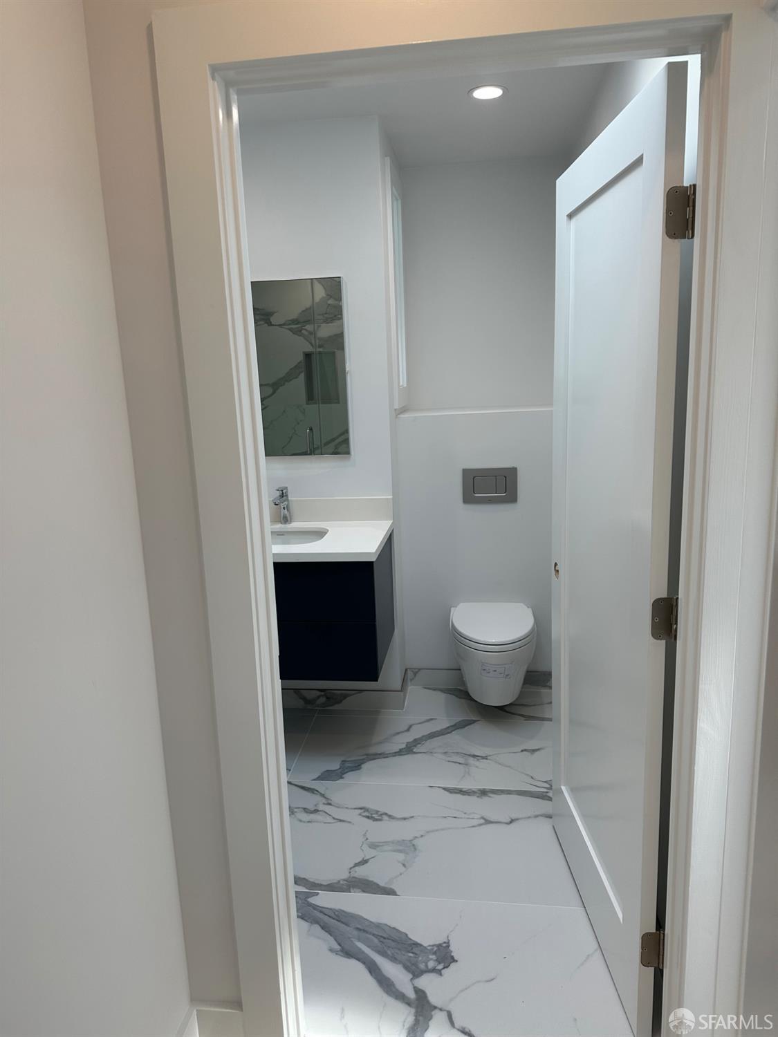 Detail Gallery Image 14 of 24 For 2309 Divisadero St, San Francisco,  CA 94115 - 2 Beds | 1 Baths