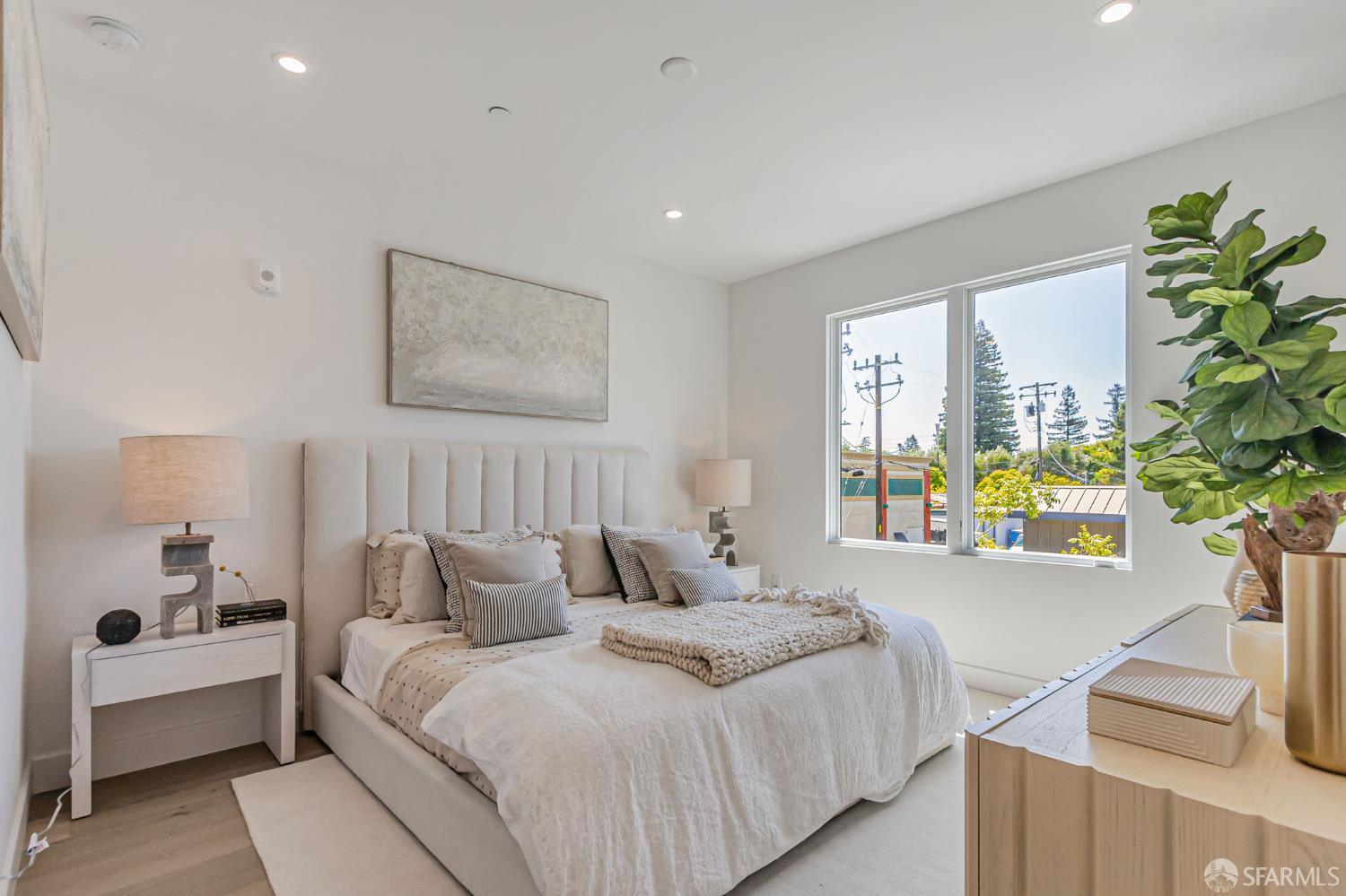 Detail Gallery Image 20 of 43 For 425 First St #24,  Los Altos,  CA 94022 - 2 Beds | 2/1 Baths