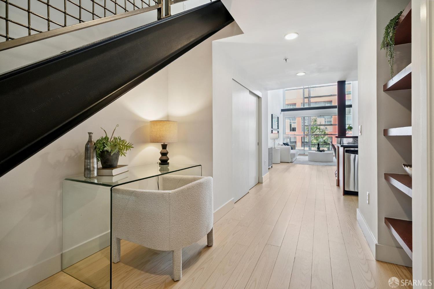 Detail Gallery Image 3 of 38 For 1221 Harrison St #1,  San Francisco,  CA 94103 - 1 Beds | 2 Baths